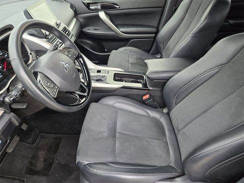 Used 2024 Mitsubishi Eclipse Cross SE image 8