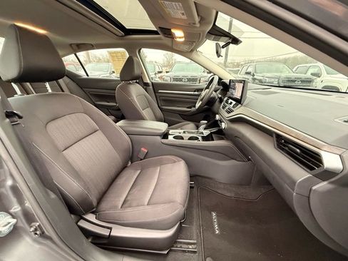 Certified 2023 Nissan Altima 2.5 SV w/ SV Premium Package image 20