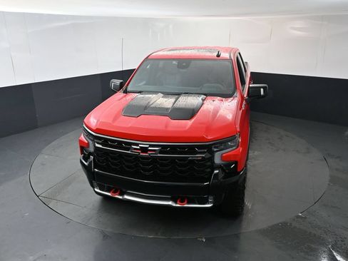 Used 2024 Chevrolet Silverado 1500 ZR2 AWD/4WD image 30