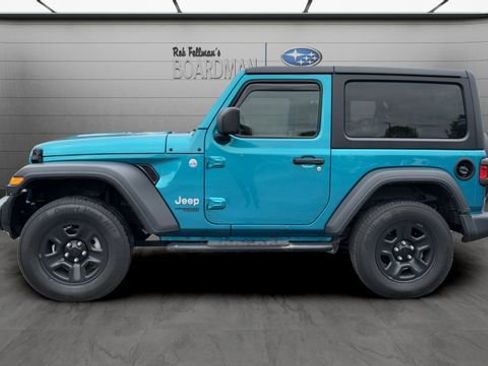 Used 2020 Jeep Wrangler Sport AWD/4WD image 9