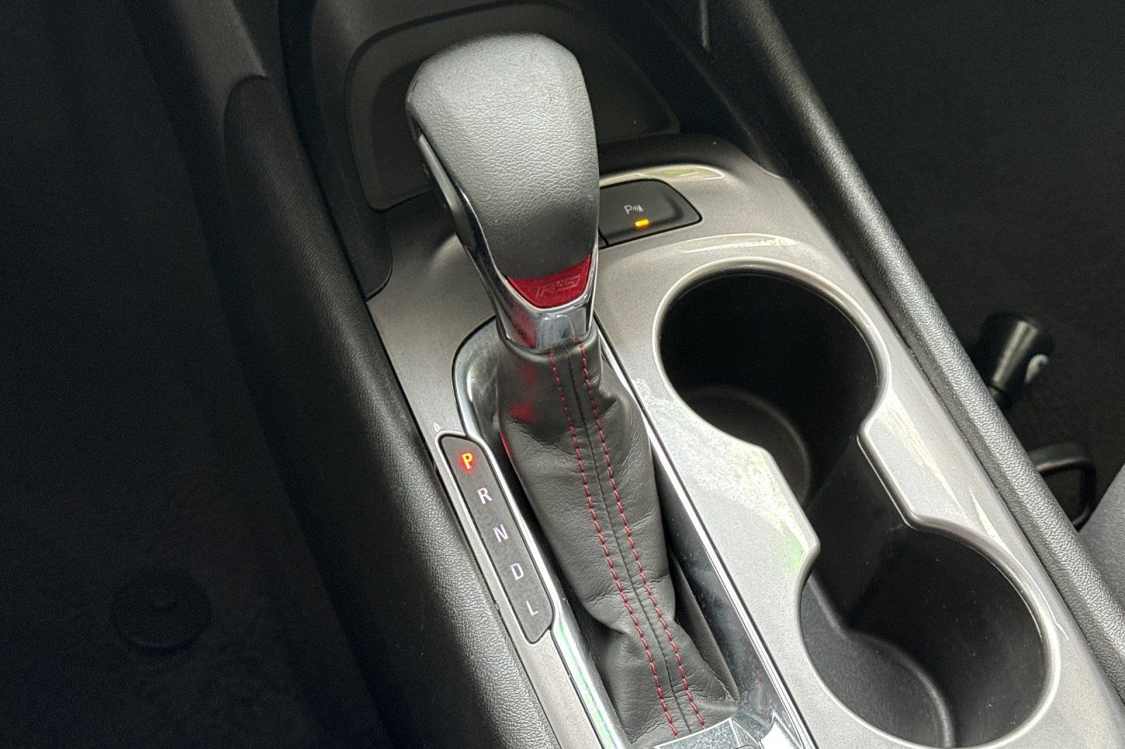 Used 2025 Chevrolet Malibu RS FWD image 30