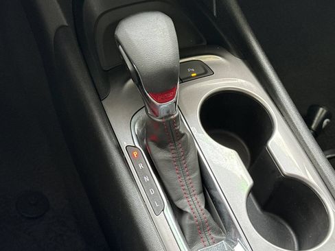 Used 2025 Chevrolet Malibu RS FWD image 30