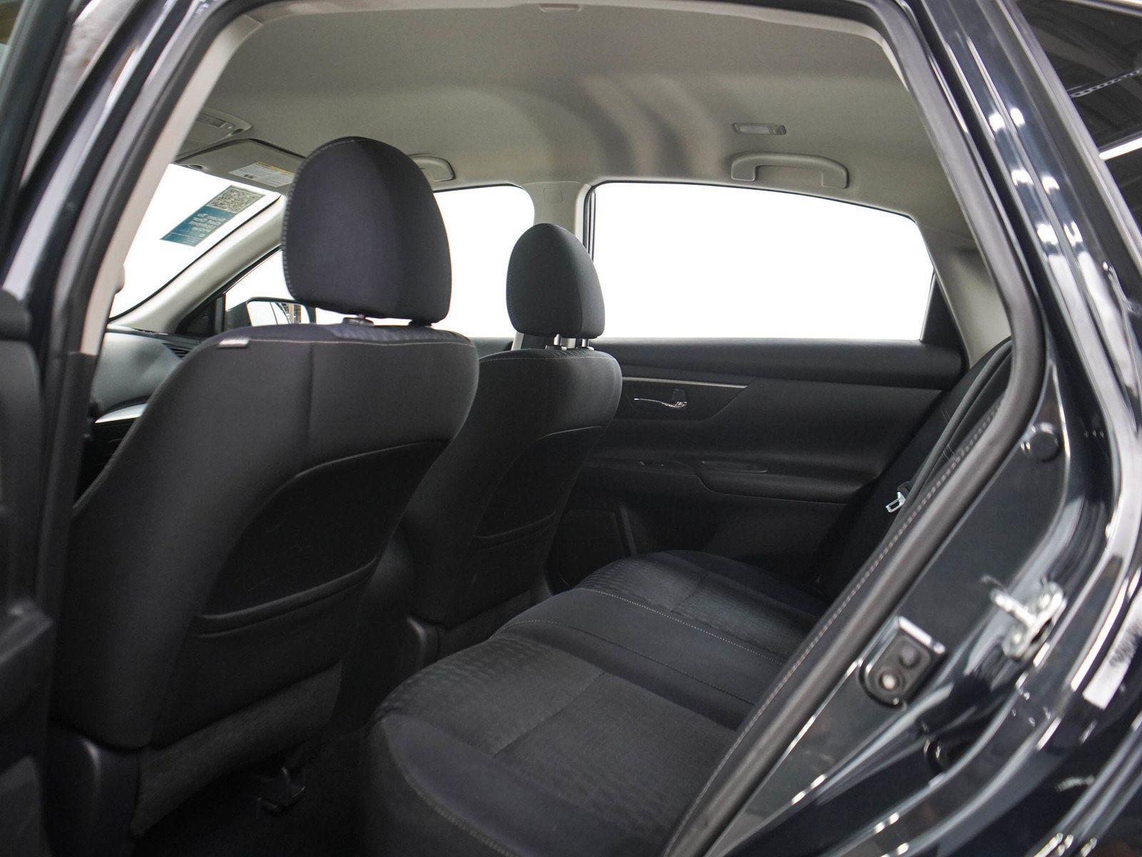 Used 2017 Nissan Altima 2.5 SV FWD image 17