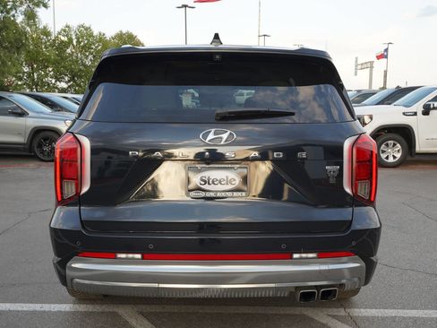 Used 2023 Hyundai Palisade Calligraphy w/ Cargo Package AWD/4WD image 6