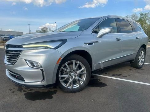 Used 2022 Buick Enclave Premium image 5