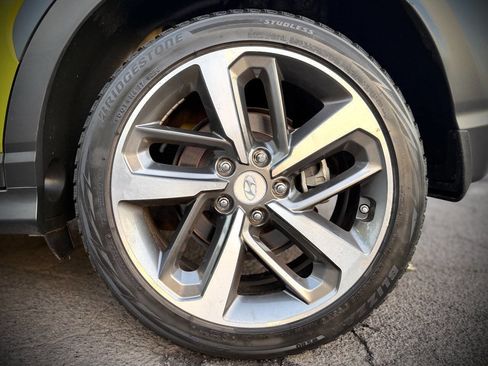 Used 2019 Hyundai Kona Ultimate AWD/4WD image 16