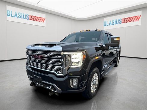 Used 2020 GMC Sierra 2500 Denali w/ Denali Ultimate Package image 8
