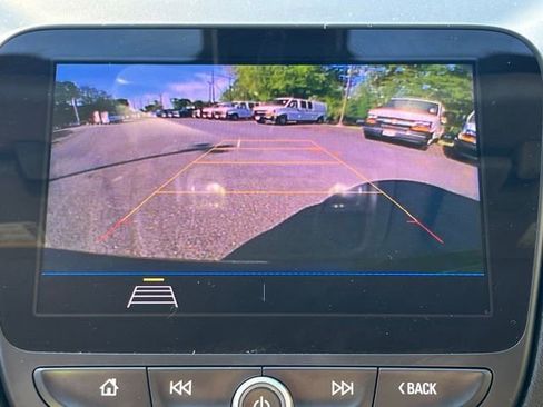 Used 2019 Chevrolet Malibu LT FWD image 32