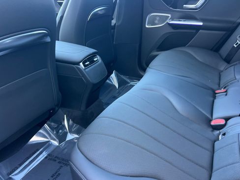 New 2026 Mercedes-Benz EQE 320 4MATIC SUV image 19
