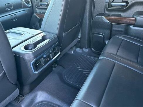 Used 2020 GMC Sierra 2500 SLT w/ SLT Premium Plus Package image 12