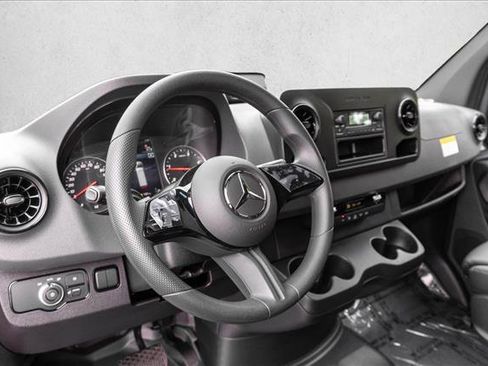New 2026 Mercedes-Benz Sprinter 2500 image 10