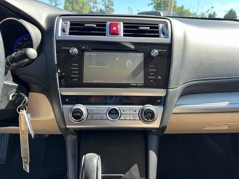 Used 2016 Subaru Legacy 2.5i Premium AWD/4WD image 16
