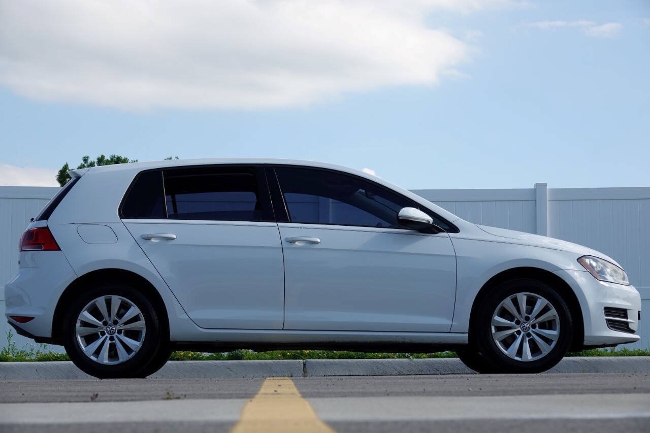 Used 2015 Volkswagen Golf TDI S FWD image 50
