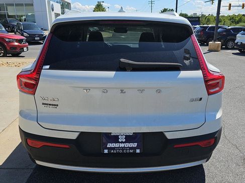 Used 2025 Volvo XC40 B5 Ultra w/ Climate Package AWD/4WD image 5