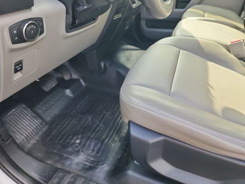 Used 2016 Ford F150 XL w/ Equipment Group 101A Mid image 12