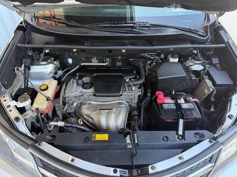 Used 2013 Toyota RAV4 Limited AWD/4WD image 31