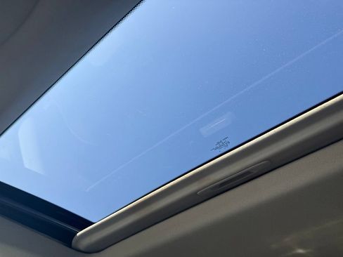 Used 2019 INFINITI QX60 Luxe w/ Essential Package FWD image 25