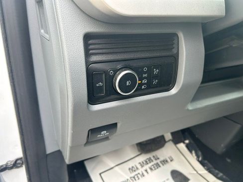 Used 2024 Ford F250 XLT AWD/4WD image 19