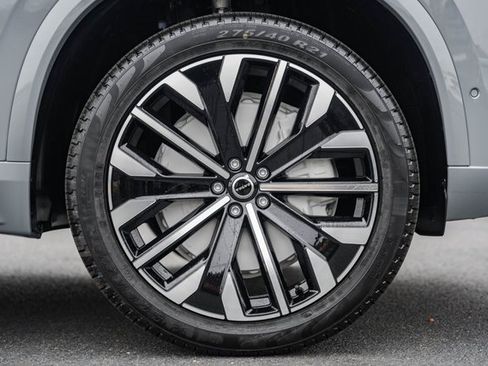 New 2026 Volvo XC90 B6 Ultra image 16