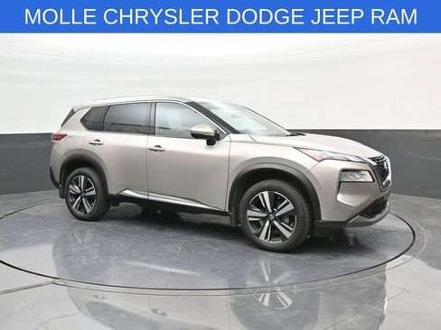 Used 2021 Nissan Rogue SL AWD/4WD image 1