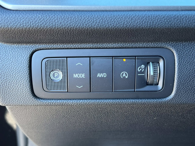 New 2027 Chevrolet Traverse LT AWD/4WD image 17