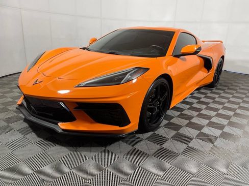 Used 2023 Chevrolet Corvette Stingray Preferred Cpe w/ Z51 Performance Package RWD image 4