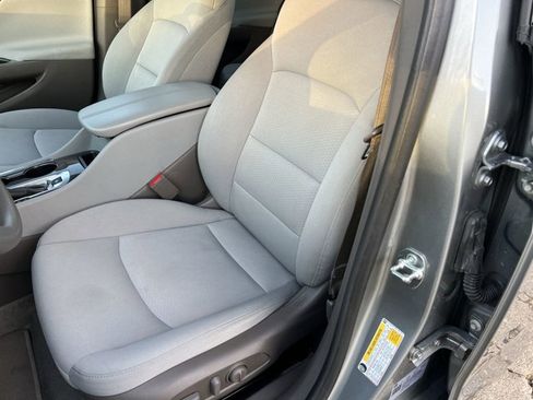 Used 2025 Chevrolet Malibu LT image 20