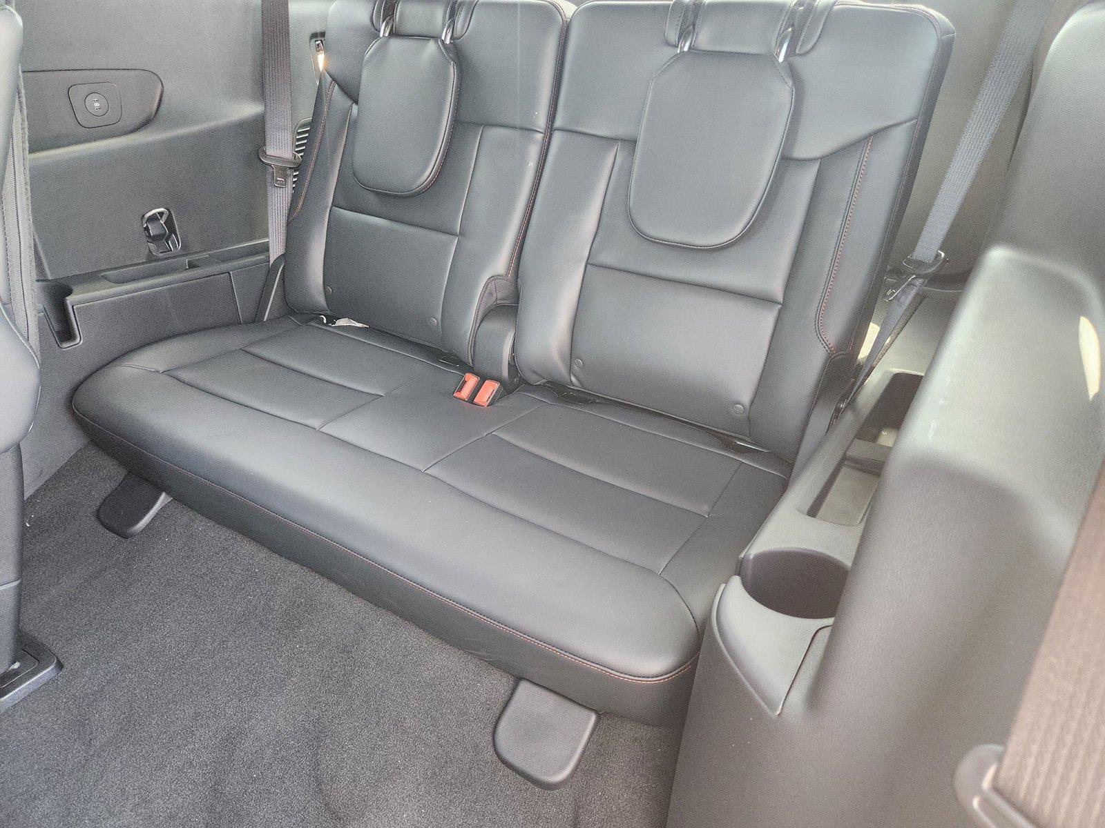 New 2026 Ford Explorer ST-Line w/ ST-Line Street Pack RWD image 20