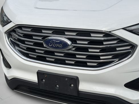Used 2019 Ford Edge SEL w/ Equipment Group 201A AWD/4WD image 36