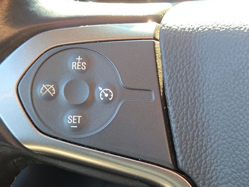 Used 2018 Chevrolet Silverado 1500 LT w/ All Star Edition image 24