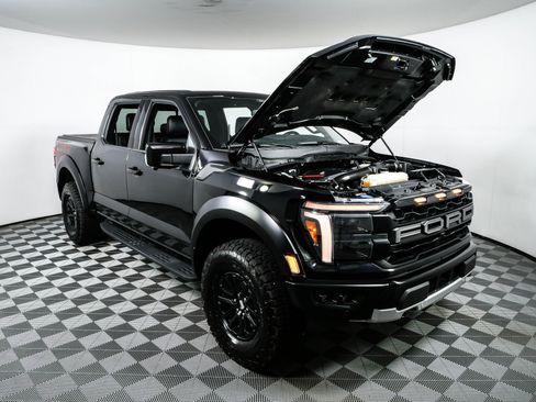 Used 2024 Ford F150 Raptor AWD/4WD image 34