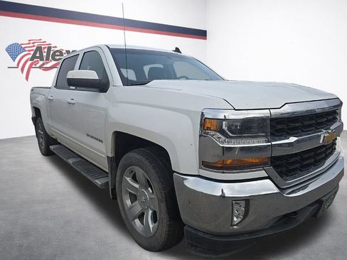 Used 2018 Chevrolet Silverado 1500 LT w/ All Star Edition AWD/4WD image 3