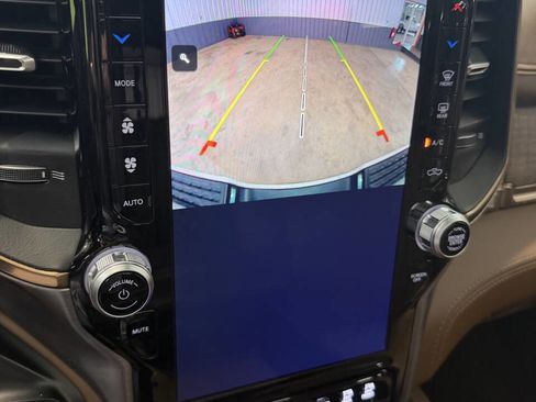 Used 2024 RAM 2500 Limited w/ Safety Group image 39