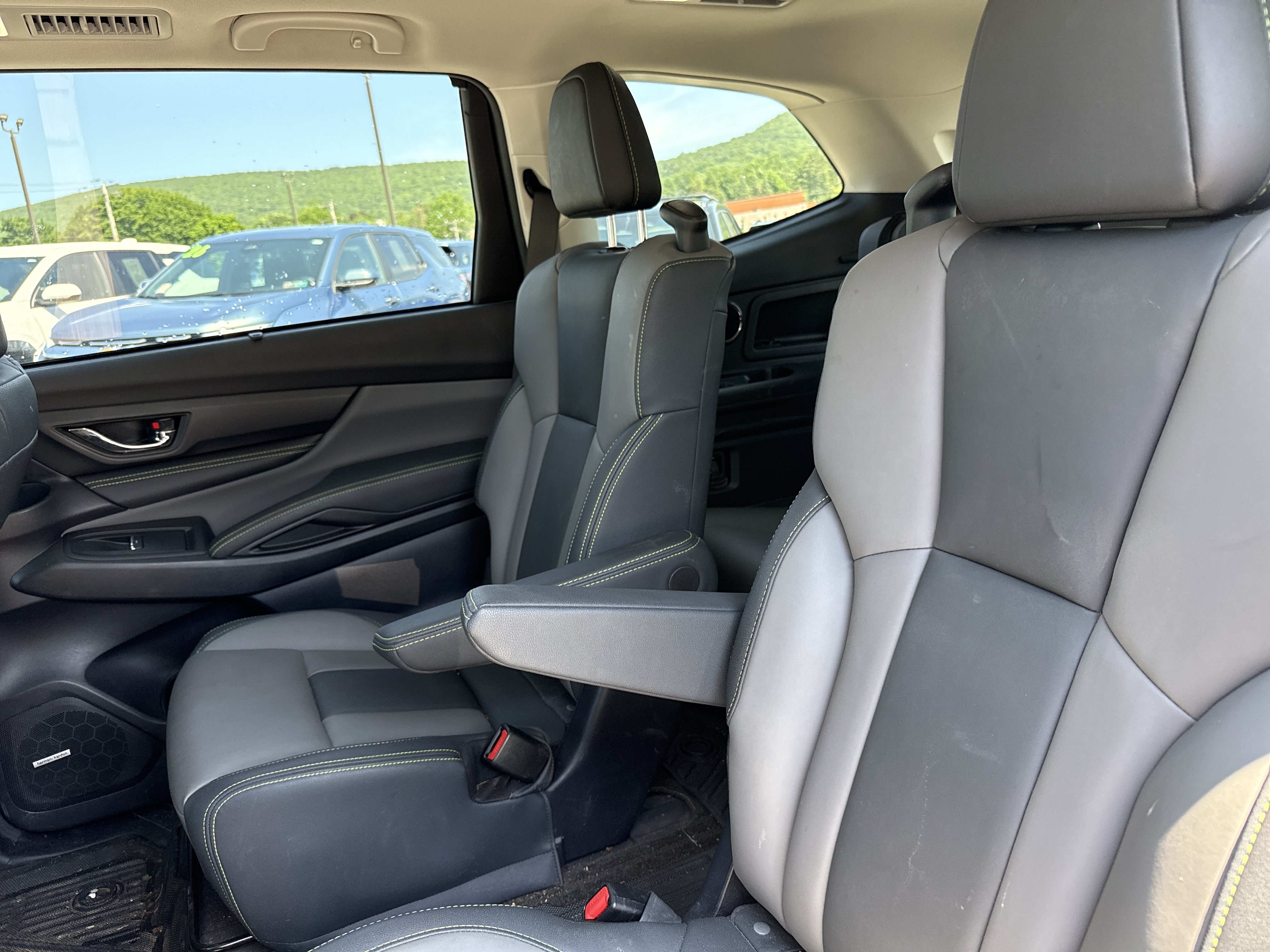 Used 2024 Subaru Ascent Onyx Edition Limited AWD/4WD image 8