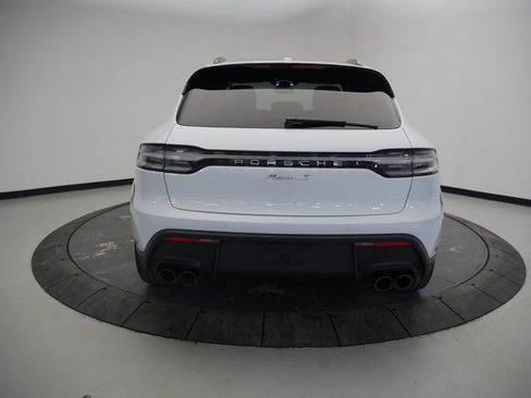 Certified 2023 Porsche Macan S image 6