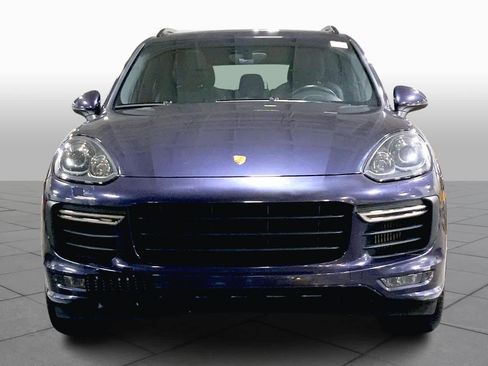 Used 2017 Porsche Cayenne GTS image 3