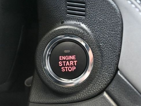 Certified 2025 Subaru Outback Onyx Edition image 32