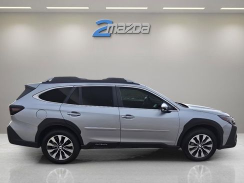 Used 2024 Subaru Outback Touring image 6