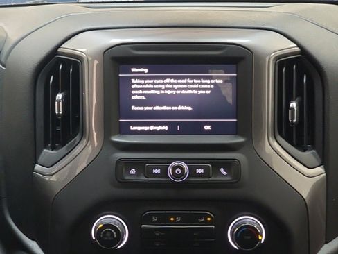 Used 2022 Chevrolet Silverado 1500 Custom image 22