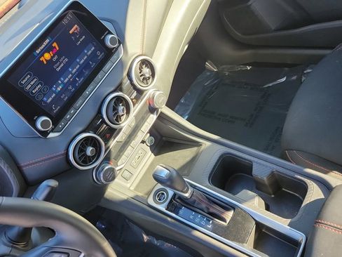 Used 2025 Nissan Sentra SR image 36