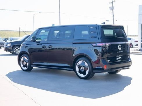 New 2025 Volkswagen ID. Buzz Pro S image 4