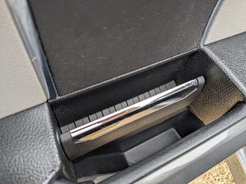 Used 2018 Ford F150 XLT image 26