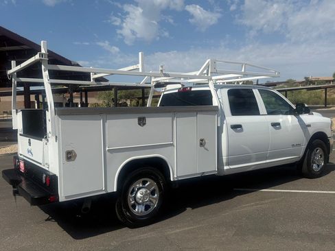 Used 2020 RAM 2500 Tradesman w/ Chrome Appearance Group RWD image 5