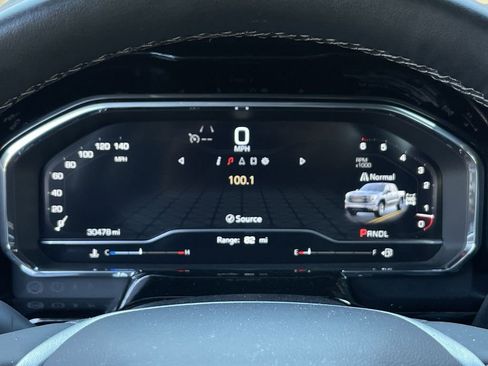 Used 2024 GMC Sierra 1500 Elevation image 11