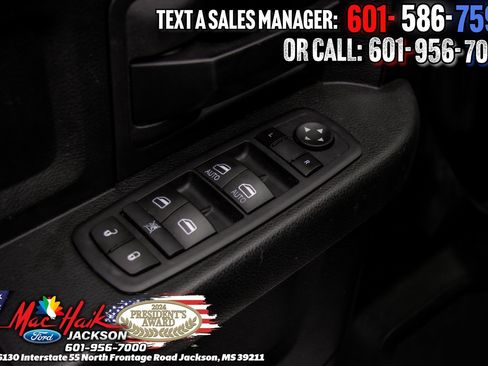 Used 2018 RAM 1500 Tradesman w/ Chrome Appearance Group image 11