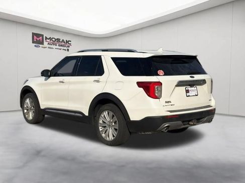 Used 2021 Ford Explorer Limited w/ Equipment Group 301A AWD/4WD image 7