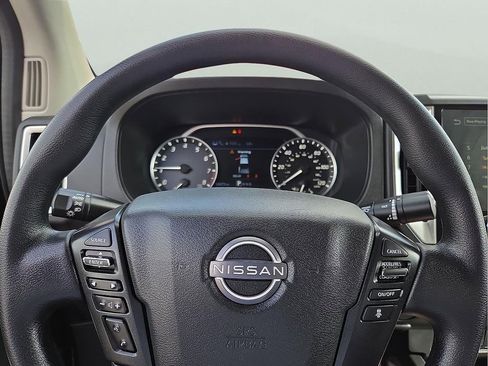 Used 2025 Nissan Frontier SV RWD image 14