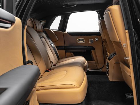 Used 2022 Rolls-Royce Ghost image 25