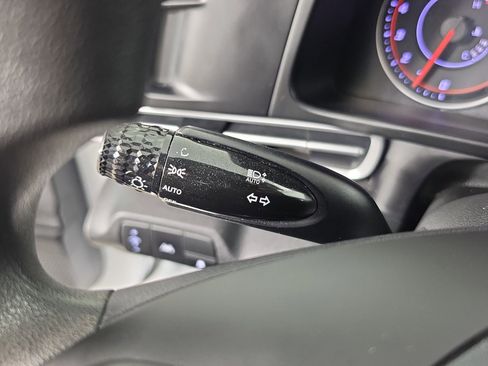 Used 2021 Hyundai Elantra SEL FWD image 22