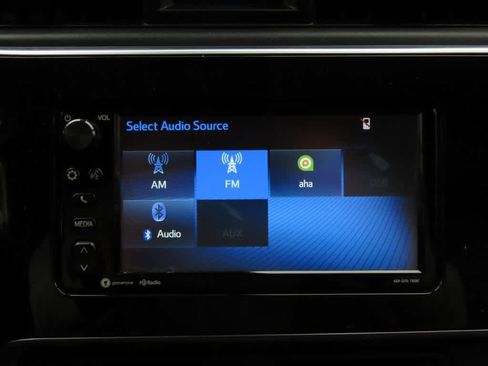 Used 2017 Toyota Corolla iM image 19